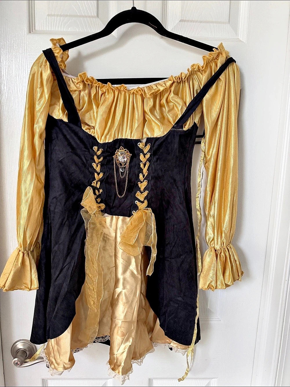 Leg Avenue Marauder's Wench Costume Black & Gold Medium